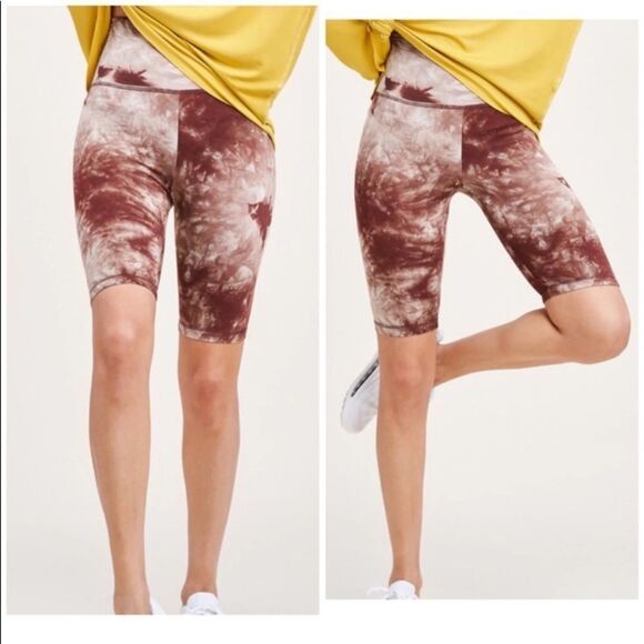 𝅺Brown & Cream Tie Dye Bike Shorts - Picture 1 of 2